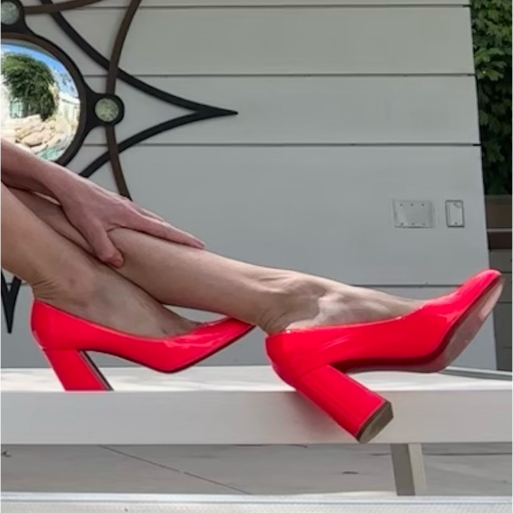 Christian Louboutin Baobab Patent Hot Pink 38.5 $700 EUC